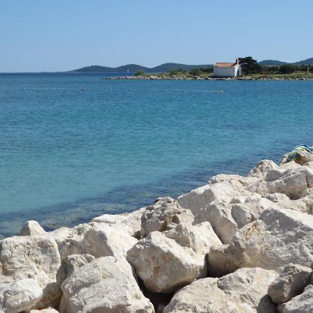 Sweet Sea Apartments Pakoštane Buitenkant foto